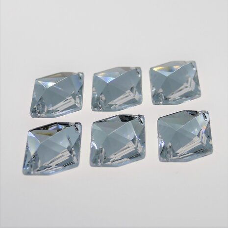 Cosmic 21mm Crystal - Acryl Naaisteen